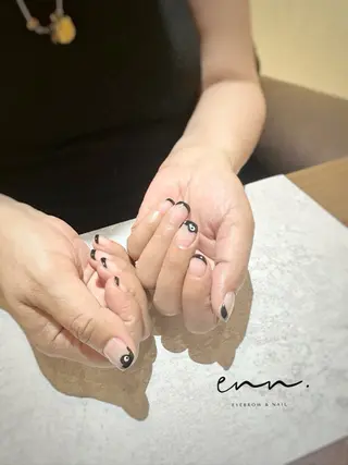 ネイル enn.《エンドット》所属・enn. 【眉毛/ネイル】のネイルデザイン