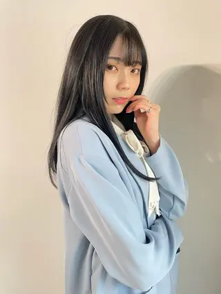 ミディアム カラー La fith hair ray 札幌店所属・顔まわり/W カラー/リョウのヘアスタイル