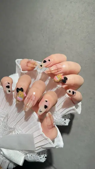 ネイル I-nailロング /ワンホン/キラキラのネイルデザイン