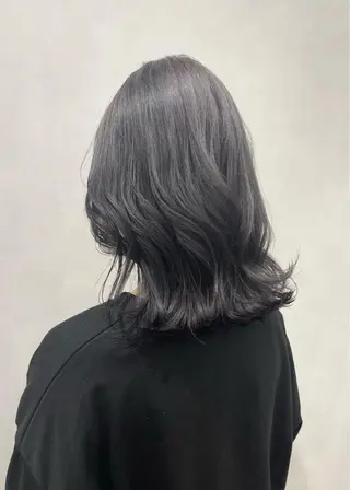 セミロング カラー 🦋レイヤーカット ミドリカワ🦋のヘアスタイル
