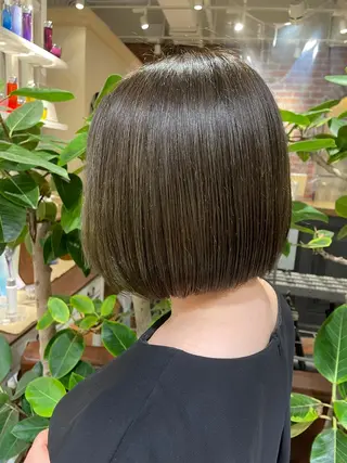 ショート カラー MINX 渡邉由理のヘアスタイル