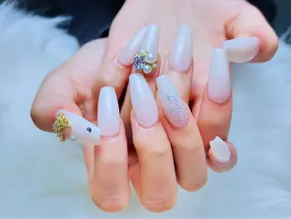 ネイル LinoLa-リノラ-所属・LinoLa -リノラ-のネイルデザイン