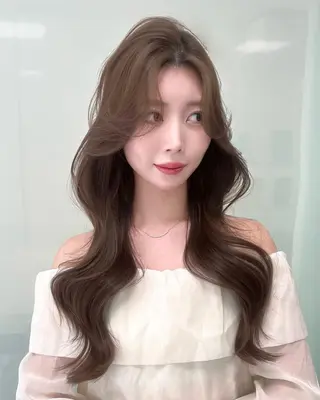 カラー 冬の透明感暗髪❄️ 上野BABY❄️のヘアスタイル