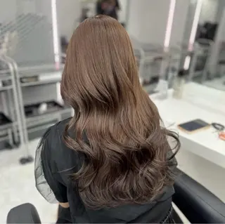 ロング カラー 🤍透明感推しカラー 🤍yui‪💞✨のヘアスタイル