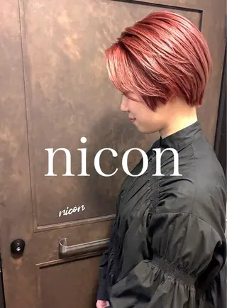 ショート 髪質改善 上品艶感カラーのヘアスタイル