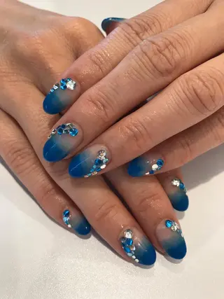 ネイル Lila所属・桑原 香菜代のネイルデザイン