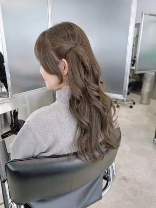 ロング カラー ヘアアレンジ GO TODAY SHAIR SALON 梅田NU茶屋町店所属・田中成美/レイヤー カット/透明感カラーのヘアスタイル
