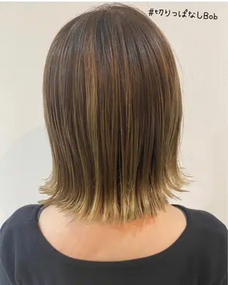 ミディアム 東村 桃花のヘアスタイル