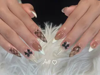 ネイル Julli ジュリのネイルデザイン