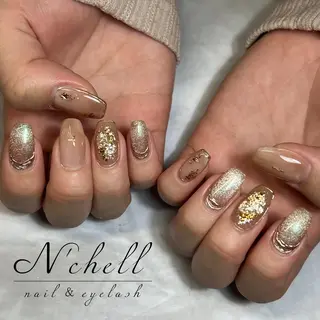 ネイル Nailist Aoiのネイルデザイン