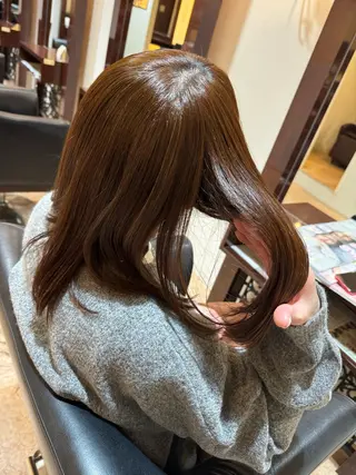 セミロング 郷右近 すずのヘアスタイル