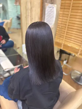 カラー KUREA /縮毛矯正 ブリーチのヘアスタイル