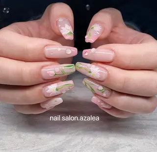 ネイル R inのネイルデザイン