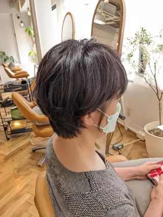 ショート 中野 雅子のヘアスタイル