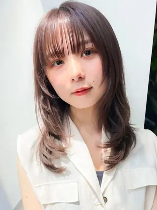 セミロング 青木未羽/ベージュ /透明感カラー/松本のヘアスタイル