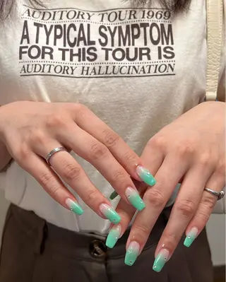 ネイル Nes.Nail所属・Miyagi Asamiのネイルデザイン