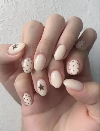 ネイル JISOO ANA.CHUOのネイルデザイン