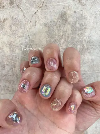 ネイル 岡本 友恵のネイルデザイン