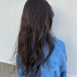 ミディアム カラーリスト菅澤 岳のヘアスタイル