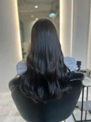 ロング カラー &chaLme   心斎橋所属・emi/髪質改善/ 韓国風/艶カラーのヘアスタイル