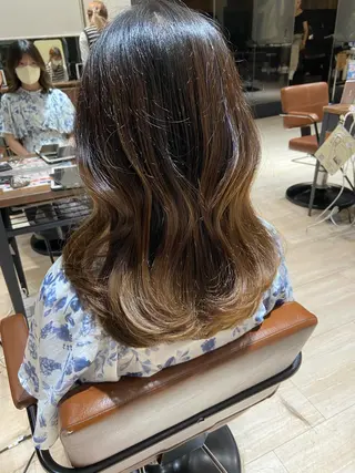 セミロング 🎀大竹美侑／顔まわ りカット／レイヤーのヘアスタイル