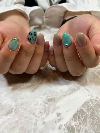 ミディアム ネイル ネイルサロン ステラのネイルデザイン