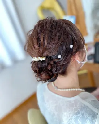 ミディアム ヘアアレンジ 荒木 ひろかのヘアスタイル