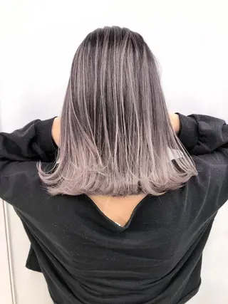 カラー EIGHT／栄／ 諏訪　晃平のヘアスタイル