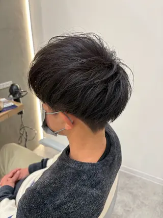 カラー メンズ FLUNSいわき所属・岩岸 すずのヘアスタイル