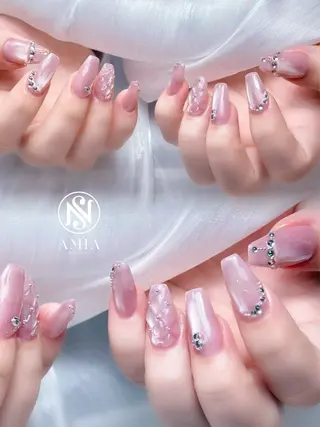 セミロング AMIA BEAUTY SALON所属・🌟AMIA BEAUTY🌟のネイルデザイン