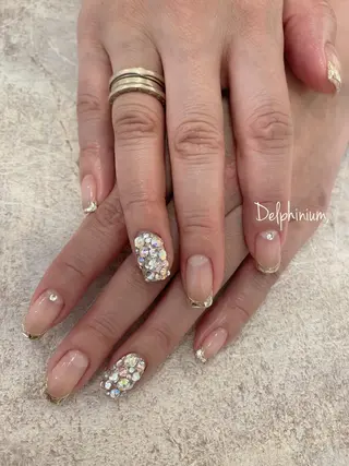 ネイル 岡本 友恵のネイルデザイン