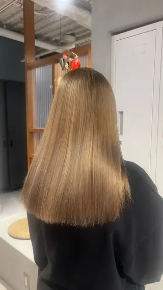 ロング カラー EIGHT/ satone🩵のヘアスタイル