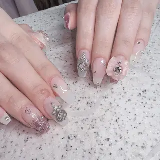 ネイル Queens PUPUのネイルデザイン