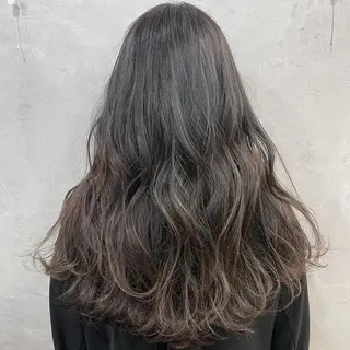 ロング カラー ブリーチダブルカラー 【koide】のヘアスタイル