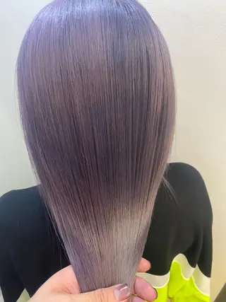 セミロング 艶髪カラー&ウルフ フルカワ ヒロズミのヘアスタイル