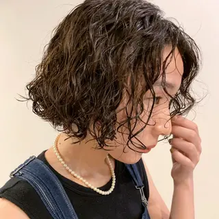 ミディアム パーマ Nico所属・Nico🌛 Karenのネイルデザイン