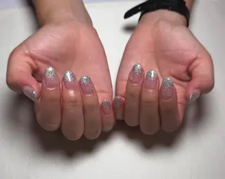 ネイル TOP所属・三部 真実のネイルデザイン