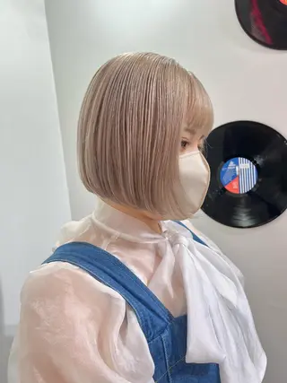 ショート カラー ヘアアレンジ 🧨ブリーチー×ボブ レイヤー💎じゅえるのヘアスタイル