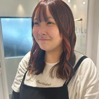ミディアム カラー チアキ ジュリのヘアスタイル