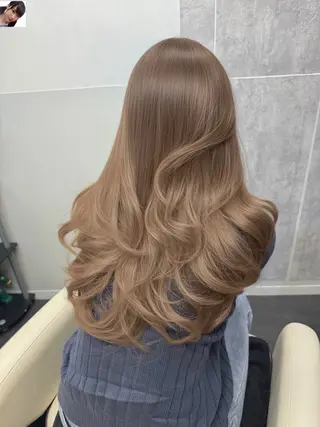 ロング カラー 顔まわりの神様✨ 透明感カラー藤嶋秀幸のヘアスタイル