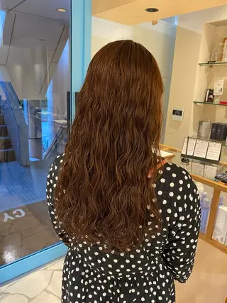 ロング カラー 中山 優里のヘアスタイル