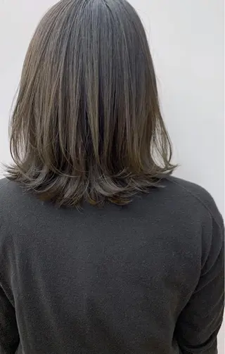 ミディアム カラー N° jemica 札幌のヘアスタイル