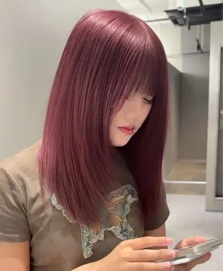 セミロング Rita/髪質改善 /透明感カラーのヘアスタイル