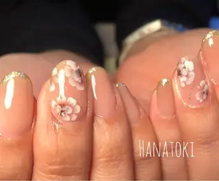 ミディアム Hanatoki所属・菅原 千明のネイルデザイン