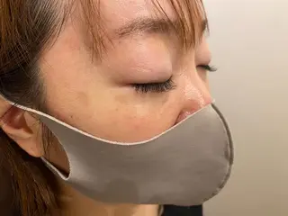 ミディアム パーマ マツエク・マツパ Salon K所属・井本 亜美のエステ・リラクイメージ