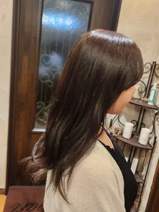 ロング Calbari 鎌田美歩のヘアスタイル