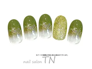 ネイル 矢川 まどかのネイルデザイン