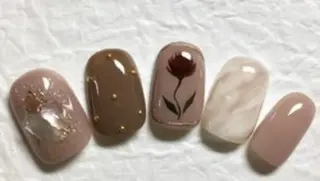 ネイル ゲン レイカのネイルデザイン