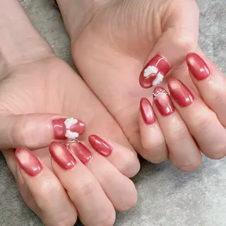 ネイル haleyume所属・shino🌟 痛ネイルのネイルデザイン