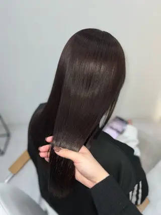 ロング カラー Zina aimiのヘアスタイル